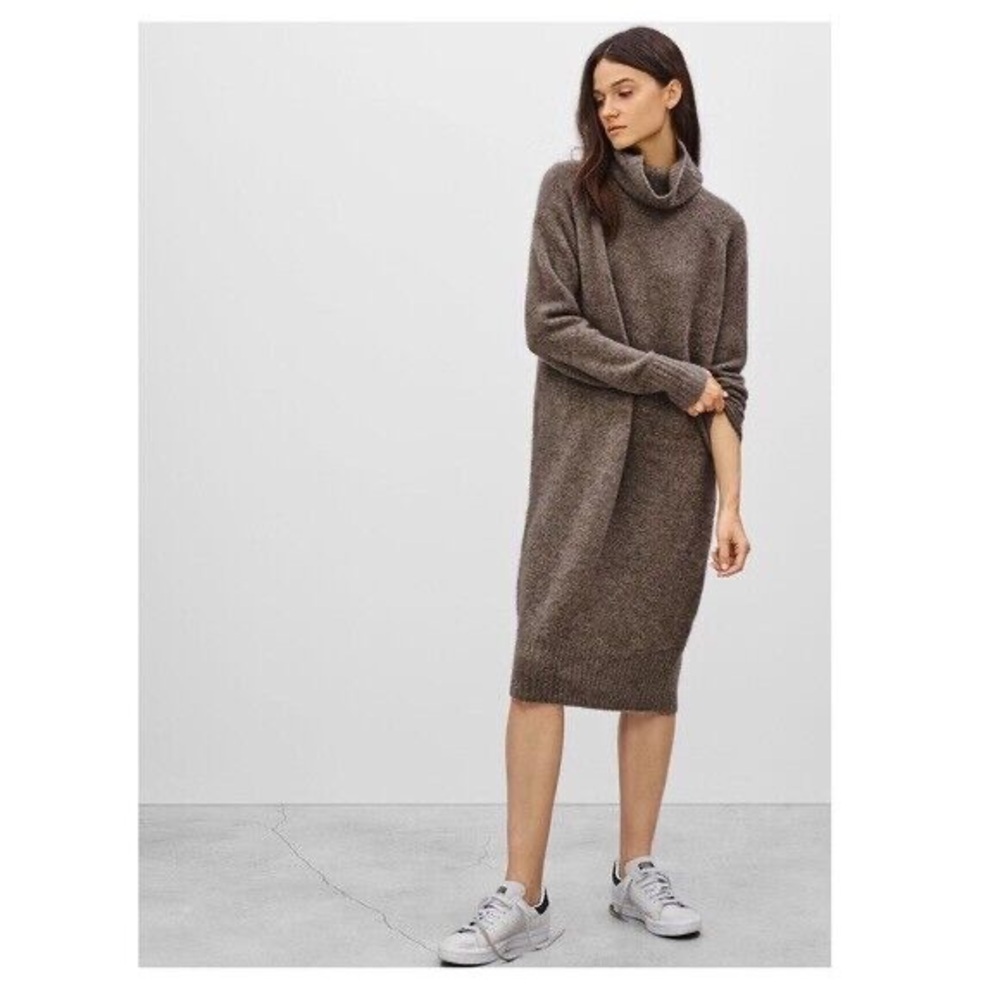 Brand new aritzia community poeta dress